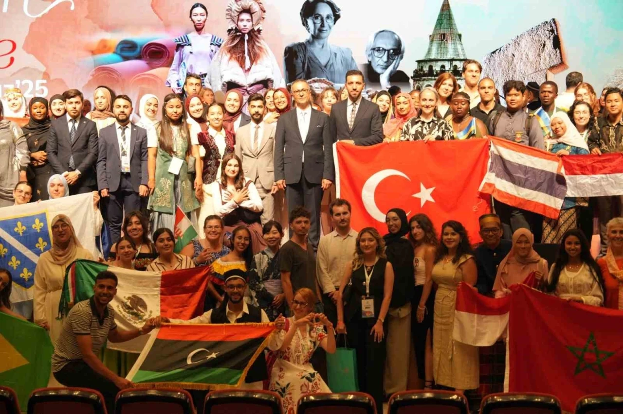 Yunus Emre Enstit&uuml;s&uuml; K&uuml;lt&uuml;r Akademileri, T&uuml;rk&ccedil;e ve T&uuml;rkoloji Yaz Okulları başlıyor
