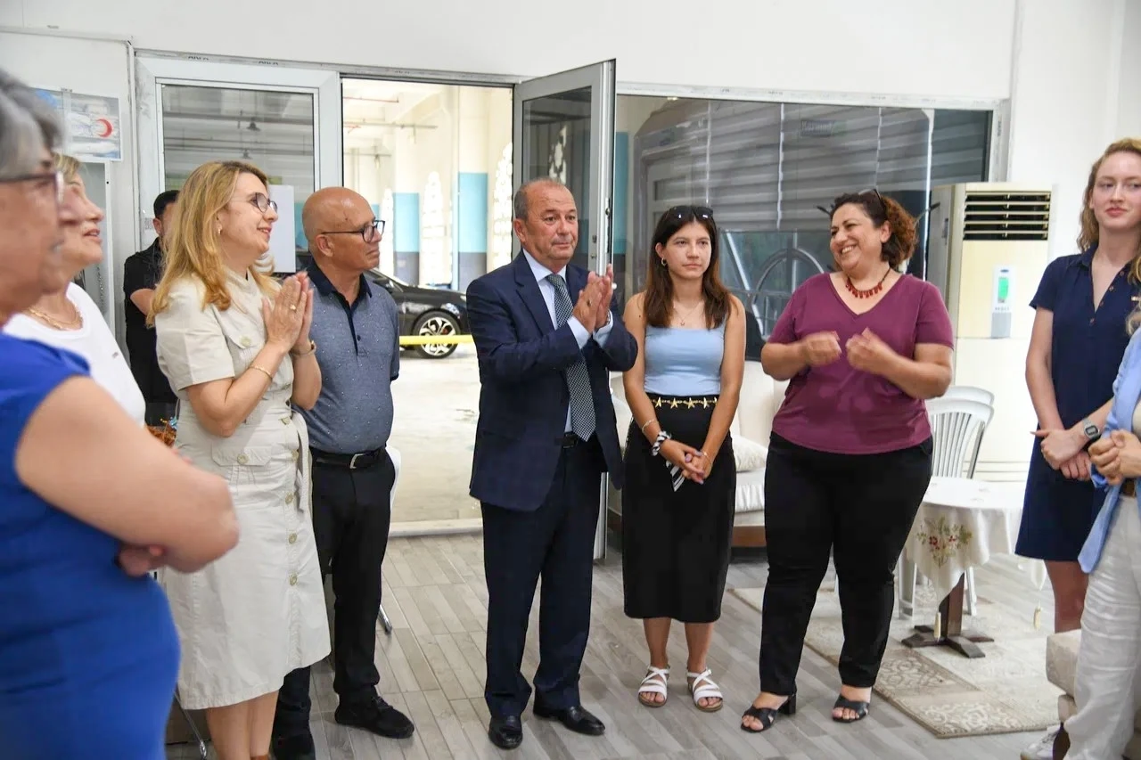 Yunusemre Belediyesinde Alzheimer hastalarına destek olanlara teşekk&uuml;r
