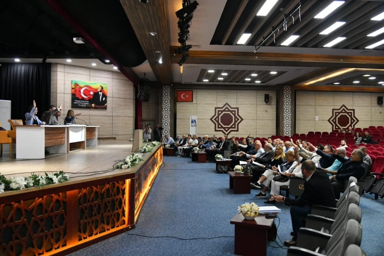 Yunusemre Belediyesinin 2025 yılı mali hazırlık bütçesi 2 milyar 650 milyon TL