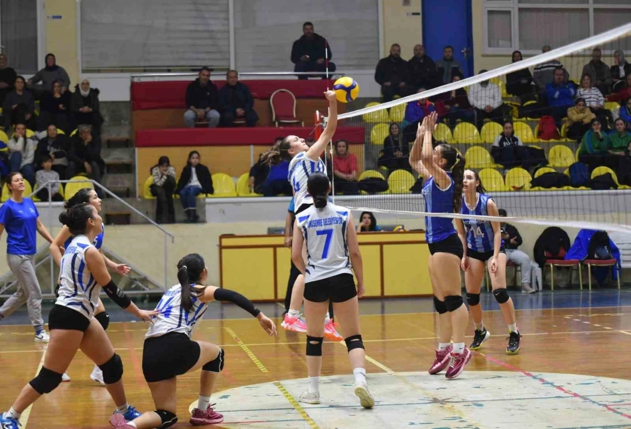 Yunusemre Belediyespor Voleybol Kadınlar 2. Lig’ine katılacak
