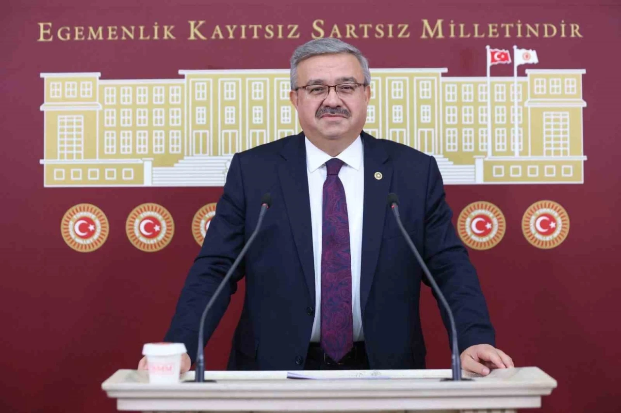 Yurdunuseven, TBMM Başkanlık Divanı Katip Üyeliğine seçildi
