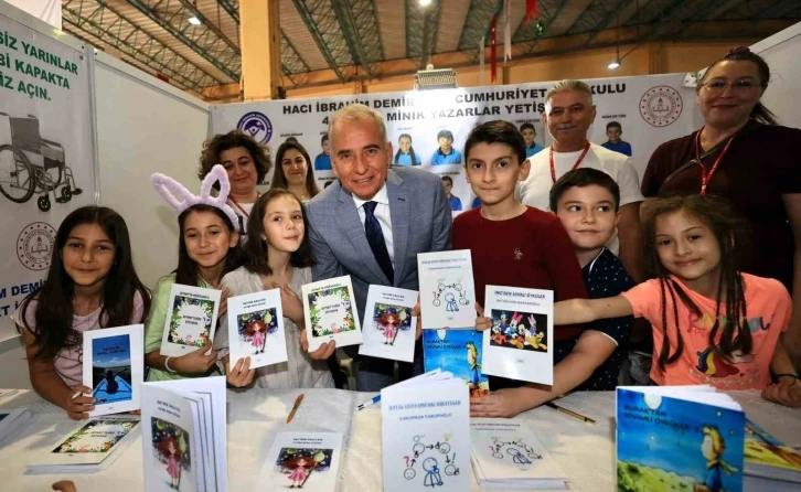 Y&uuml;zlerce yazar Denizlililerle buluşacak
