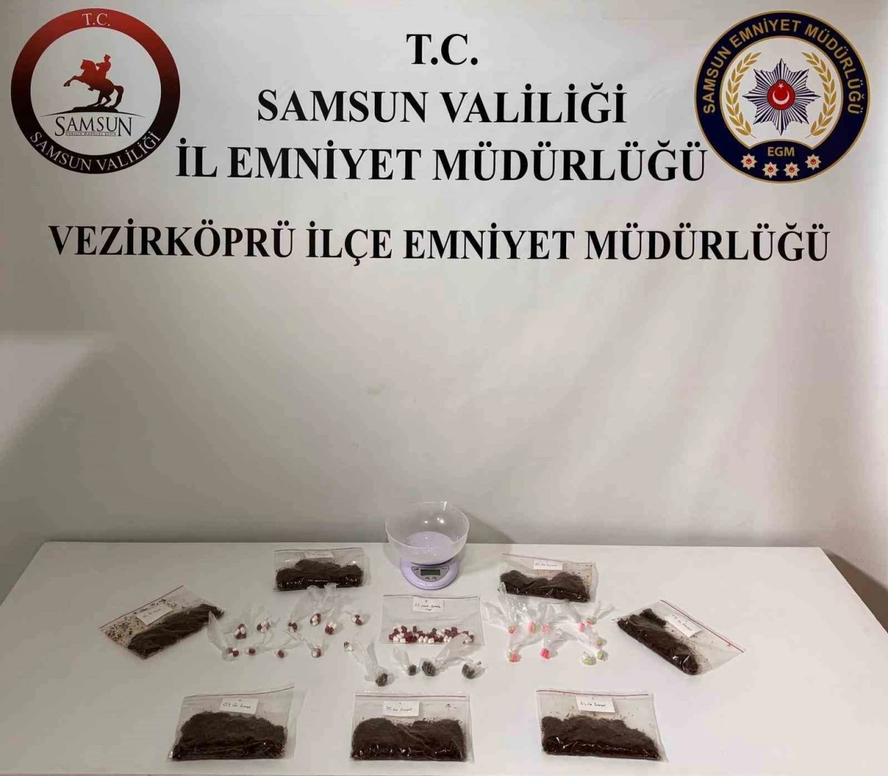 Zehir tacirine narkotik darbesi