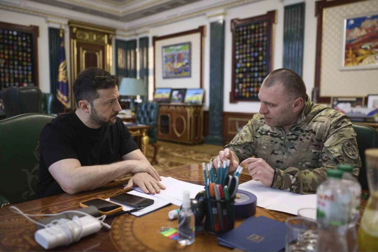 Zelenskiy’den Rusya’ya yönelik İHA saldırıları hakkında açıklama: &quot;Şüphesiz tarih kitaplarında yer alacak&quot;
