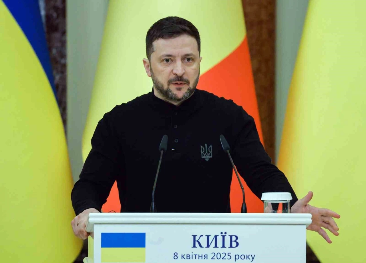 Zelenskiy: &quot;Ateşkesin ardından her türlü formatta masaya oturmaya hazırız&quot;
