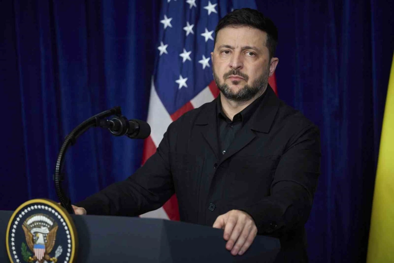 Zelenskiy: "(Rusya ile barış anlaşması) Ocak ayında imzalanmaya hazır olacak belgeler var"
