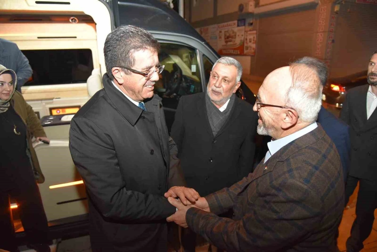 Zeybekçi, Elazığ Ticaret Borsasında sahur programına katıldı