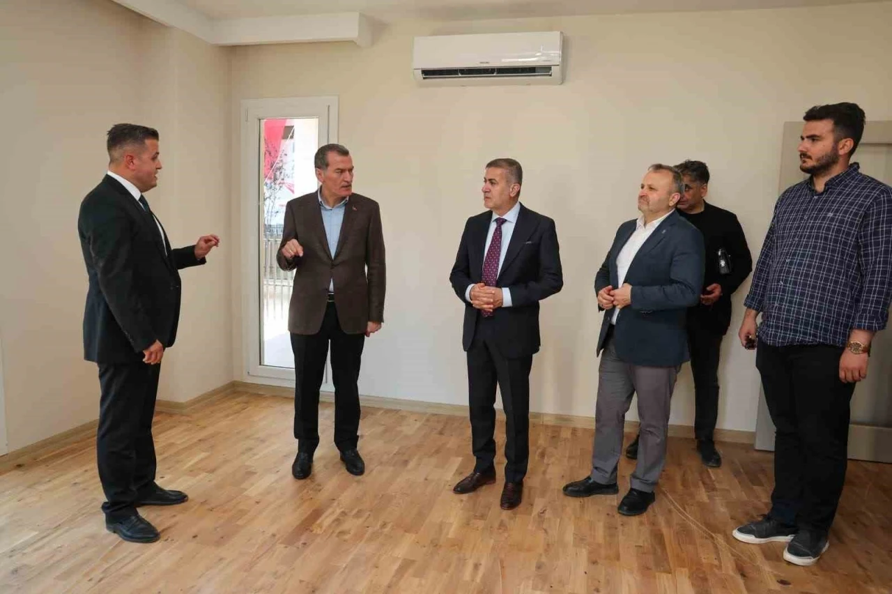 Zeytinburnu&rsquo;nda Alya Merkezefendi Konutları&rsquo;nın anahtar teslim t&ouml;reni ger&ccedil;ekleştirildi
