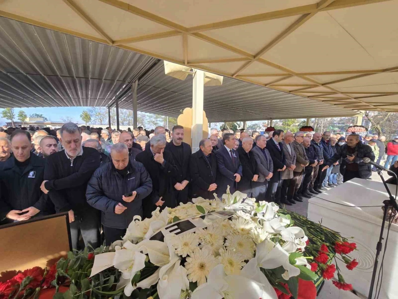 Zonguldak eski belediye başkanı Y&uuml;ksel Ayta&ccedil; toprağa verildi
