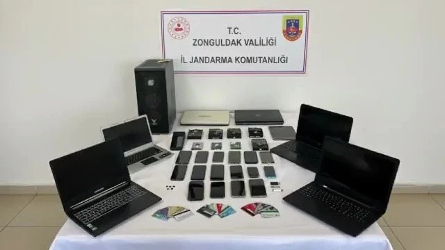 Zonguldak merkezli "sınavsız ehliyet" dolandırıcılığı operasyonu: 10 g&ouml;zaltı
