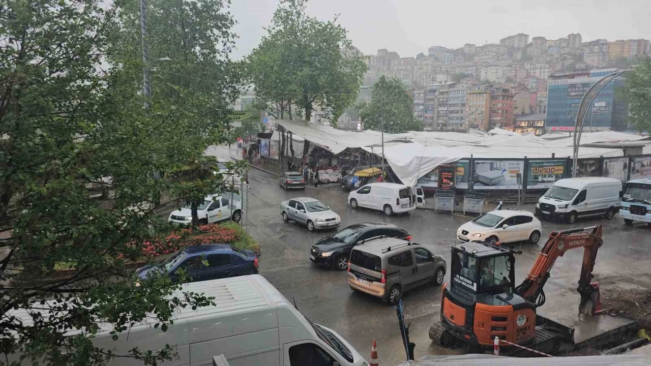 Zonguldak’ta sağanak hazırlıksız yakaladı
