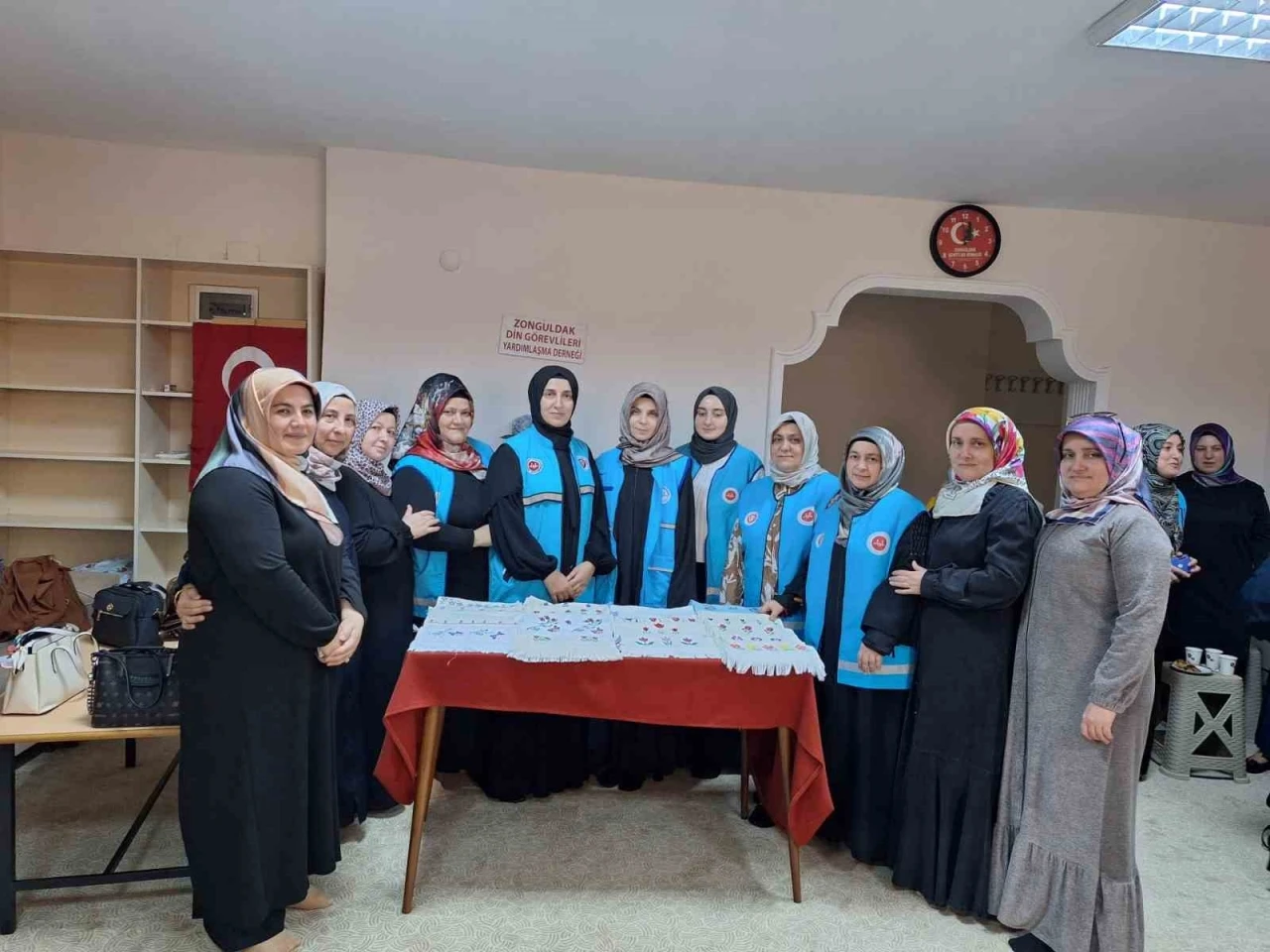 Zonguldak’ta TDV Kadın Kollarının projeleri çocukların yüreklerini ısıttı
