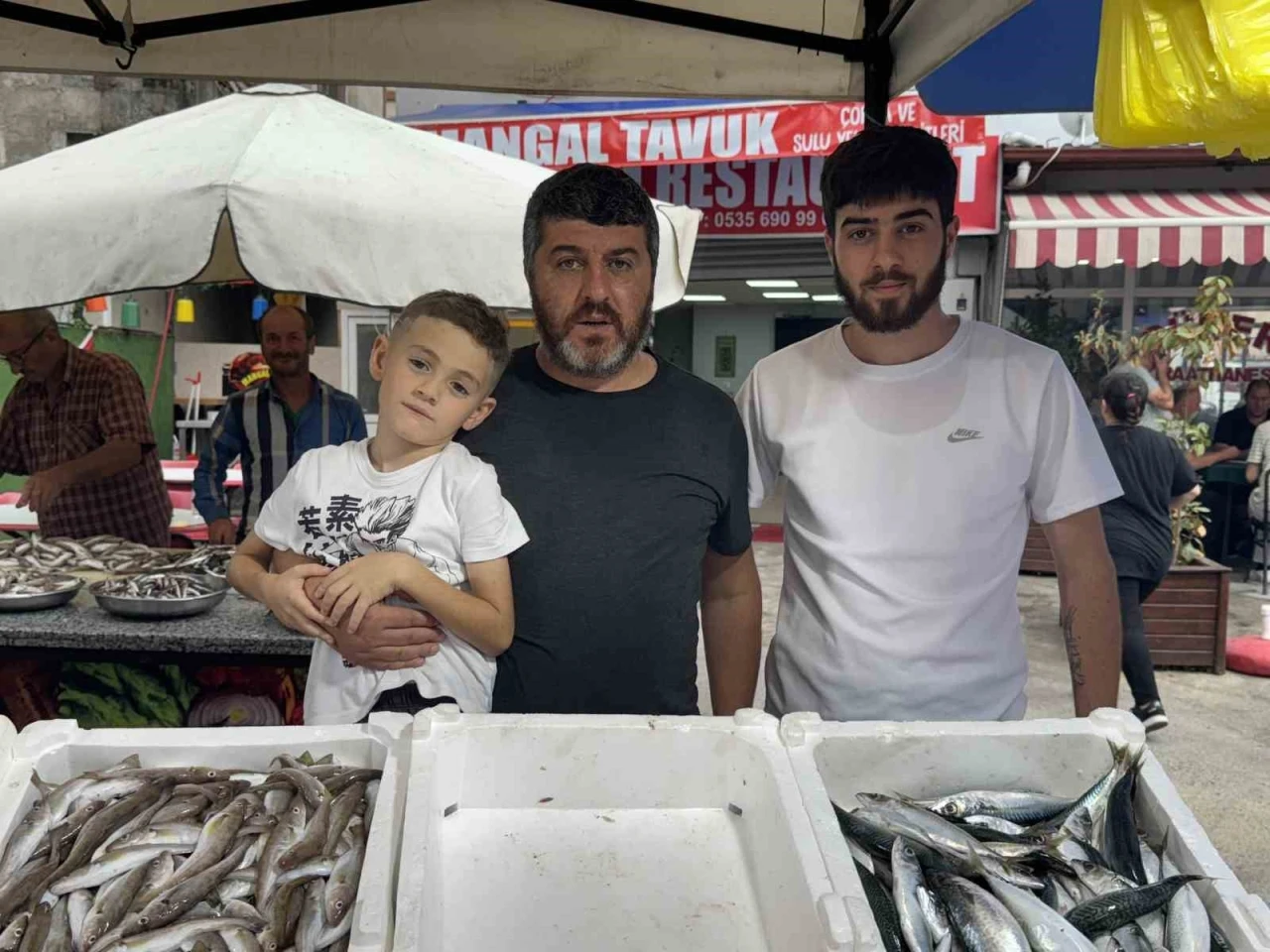 Zonguldak’ta tezgahlar balıkla şenlendi
