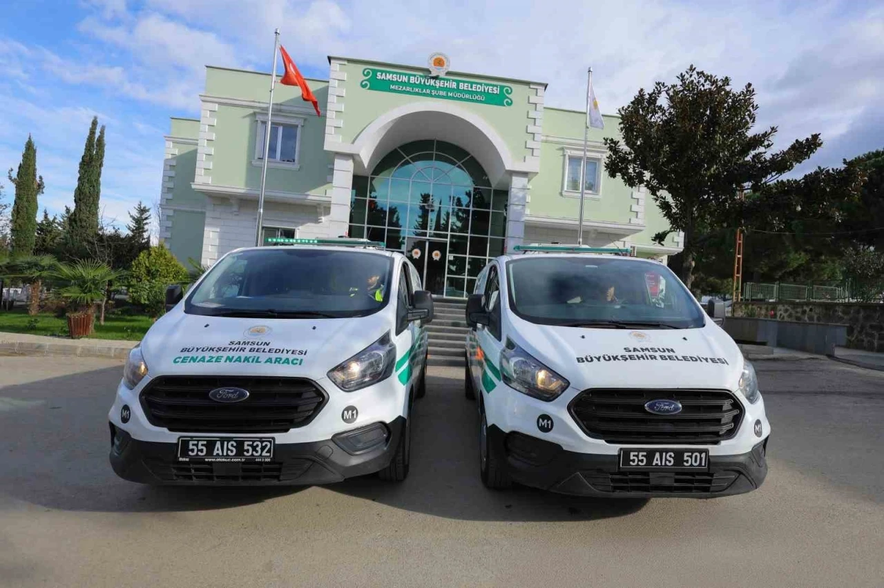 Zor g&uuml;nlerde belediye desteği: 6 bin 338 defin hizmeti
