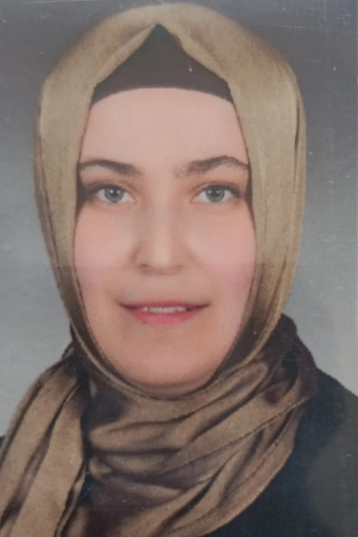 10 g&uuml;n &ouml;nce doğum yapan kadın kalbine yenildi
