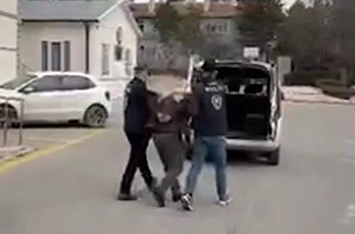 11 ayrı su&ccedil;tan aranan şahıs Konya&rsquo;da yakalandı
