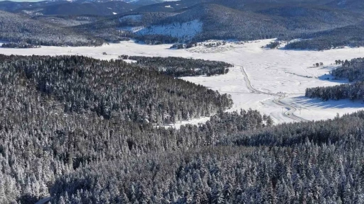 14 k&ouml;y&uuml;n yaylasının bir arada bulunduğu Sarıalan&rsquo;da kış g&uuml;zelliği
