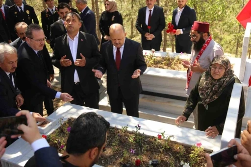 15 Temmuz&rsquo;da şehitler unutulmadı: Bin 375 hatimin duası yapıldı
