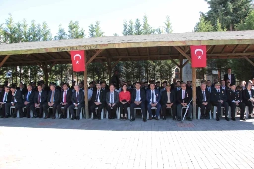 15 Temmuz şehidi, Cumhurbaşkanı koruması Mehmet &Ccedil;etin mezarı başında anıldı
