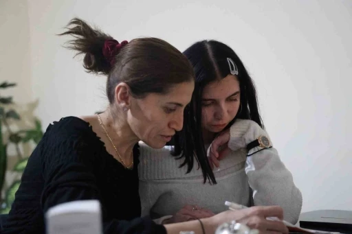 16 ameliyata rağmen hayata tutundu
