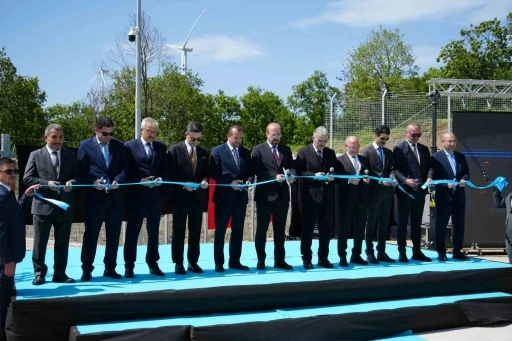 167 bin hanenin elektrik ihtiyacını karşılayacak enerji yatırımı hizmete açıldı
