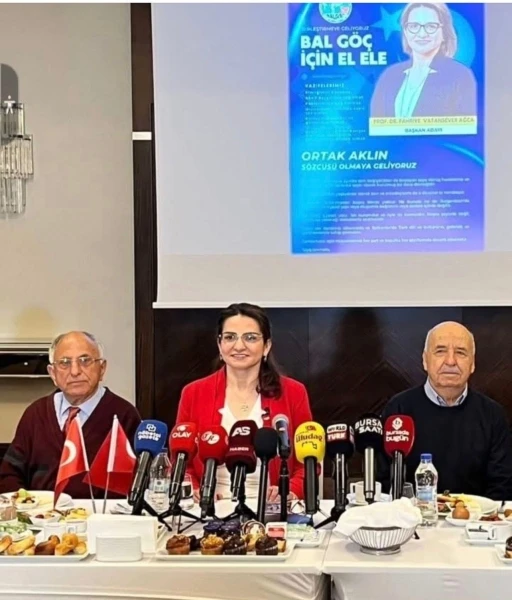 17 Bin &uuml;yeli Bal-G&ouml;&ccedil;&rsquo;te Fahriye Vatansever Ağca değişim i&ccedil;in aday
