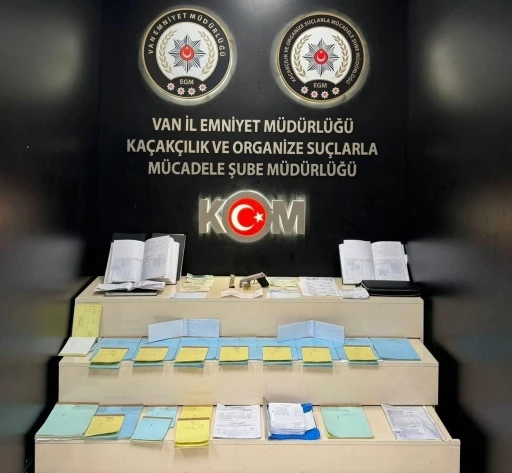 19 emekliyi dolandıran 9 şüpheli yakalandı
