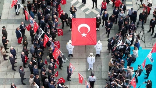 19 Mayıs Bayrak Devir Teslim T&ouml;reni
