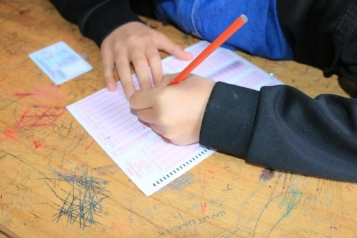 2 bin 451 &ouml;ğrenci LGS&rsquo;de ter d&ouml;kecek
