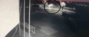 2 kişinin yaralandığı kazada otomobilin defalarca takla attığı anlar kamerada

