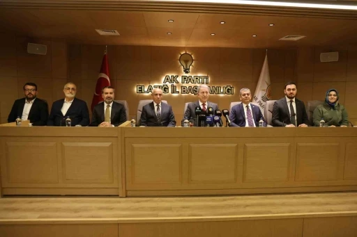 (2) TBMM Milli Savunma Komisyonu Başkanı Akar: ’’Bizim hedefimiz bu zamana kadar sadece ve sadece teröristler olmuştur’’
