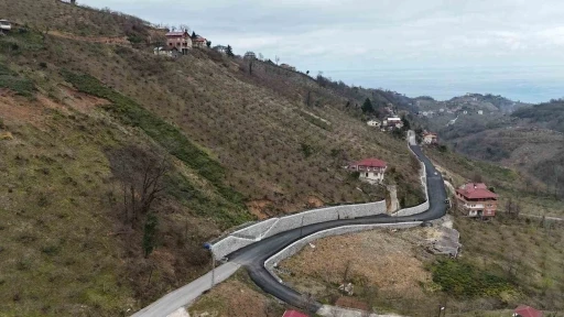 2 yıl &ouml;nce yaşanan heyelan ve selden etkilenmişti, şimdi istinat duvarı ile korunacak
