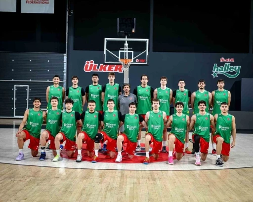 20 Yaş Altı &Uuml;mit Erkek Milli Takımı, hazırlıklarını s&uuml;rd&uuml;r&uuml;yor
