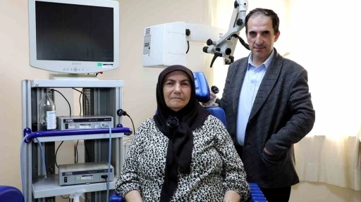 20 yıllık ses teli &ccedil;ilesi ameliyatla son buldu
