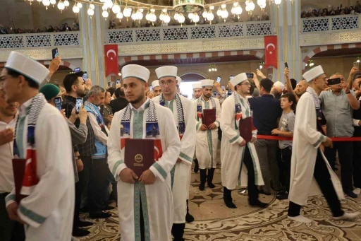 207 hafız icazet belgesini aldı
