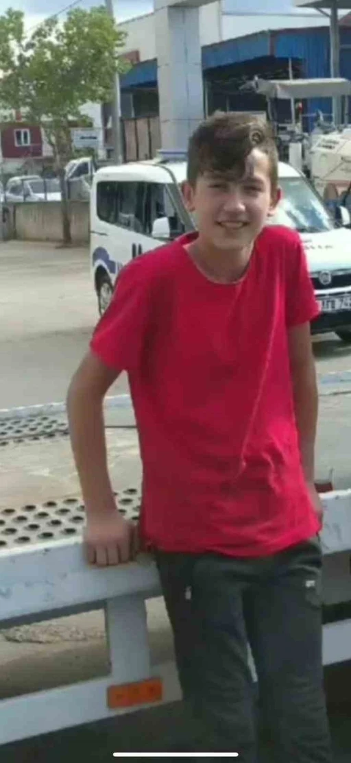 21 yaşındaki genç bıçaklanarak öldürüldü
