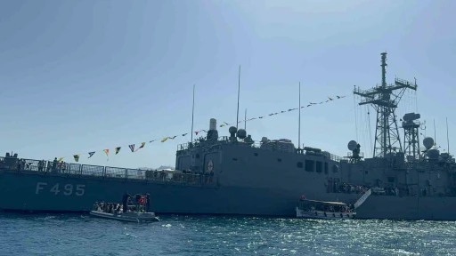 23 Nisan’da askeri gemilere yoğun ilgi

