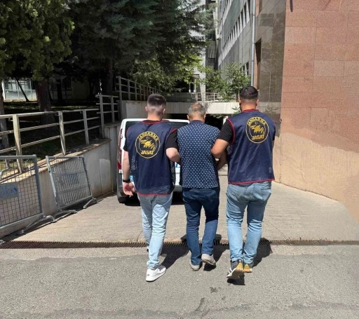 25 yıl kesinleşmiş hapis cezası olan şahıs yakalandı
