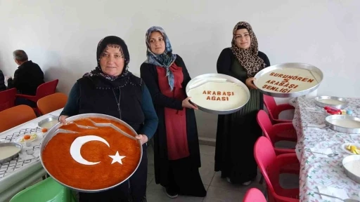 250 tepsi hamur döküldü, 5 kazan arabaşı çorbası birlik beraberlik için kaynadı
