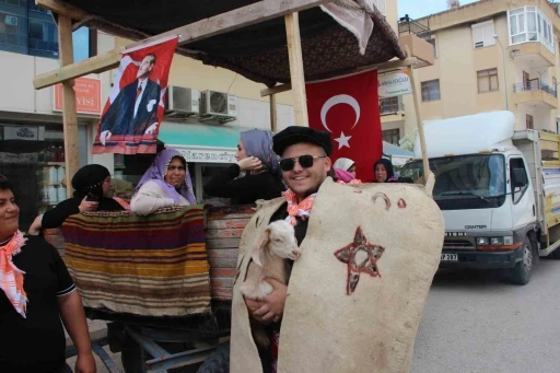 27. Geleneksel Kumluca Tarım ve Seracılık Festivali Y&ouml;r&uuml;k G&ouml;&ccedil;&uuml; ile başladı
