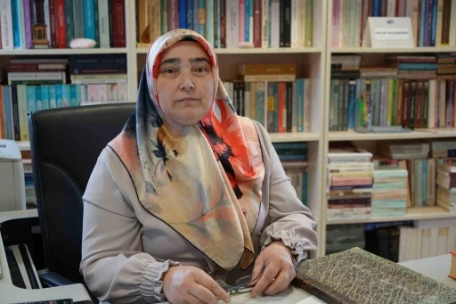 28 Şubat&rsquo;ın g&ouml;lgesinde yarım kalan eğitimini 50 yaşında tamamlandı
