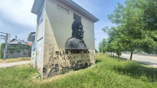 3 bin yıllık tarihi koruyacağını s&ouml;yleyen Tepebaşı Belediyesi Yunus Emre&rsquo;nin s&ouml;z&uuml;ne sahip &ccedil;ıkamadı
