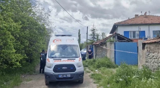 3 g&uuml;nd&uuml;r haber alınamıyordu, evinde &ouml;l&uuml; bulundu
