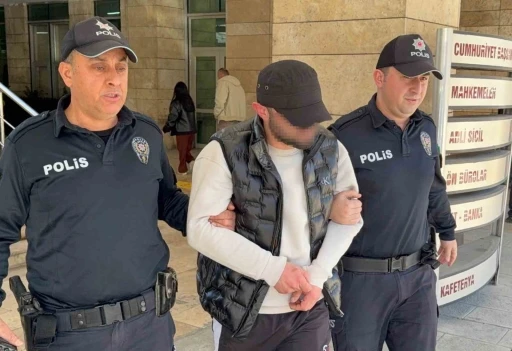 3 yıl 4 ay hapis cezasıyla aranan şahıs yakalandı
