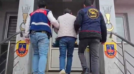 3 yıldır aranan h&uuml;k&uuml;ml&uuml; &Ccedil;orlu&rsquo;da yakalandı
