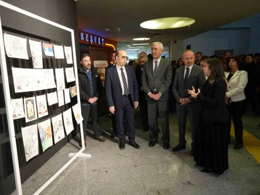 30 &uuml;lkeden 350 sanat&ccedil;ı posta sanatıyla "asrın felaketi"ni anlattı
