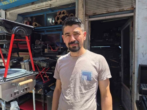 30 yıldır soba, mangal ve barbek&uuml; &uuml;retimi yapıyor
