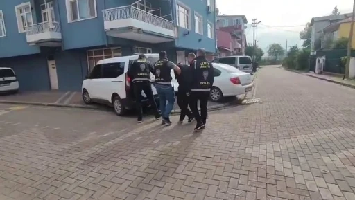 327 aranma kaydı, 30 yıl hapis cezası olan suç makinesi yakalandı