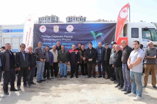 35 üreticiye 20 ton nohut tohumu dağıtıldı
