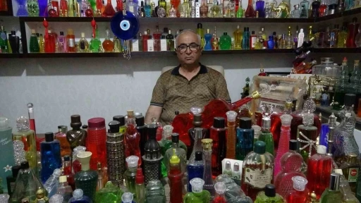 35 yıllık kolonya koleksiyonuna daire parası teklifi: Satmadı, korunmasını istiyor
